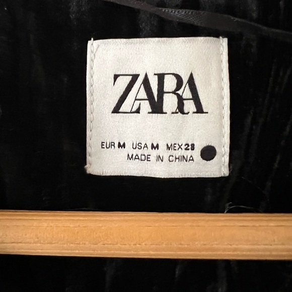 Zara Limited Edition Velvet Longline kimono - Size M - Picture 6 of 10